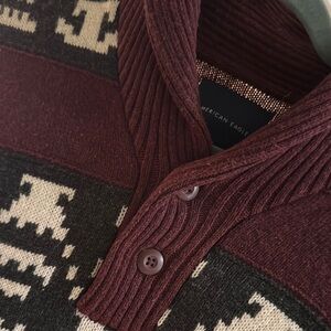 American Eagle Maroon and Cream Sweater